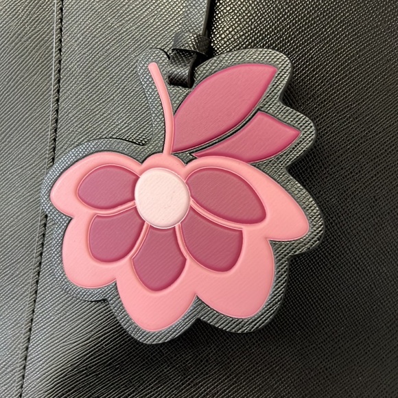 Kate Spade Tote - Picture 2 of 8